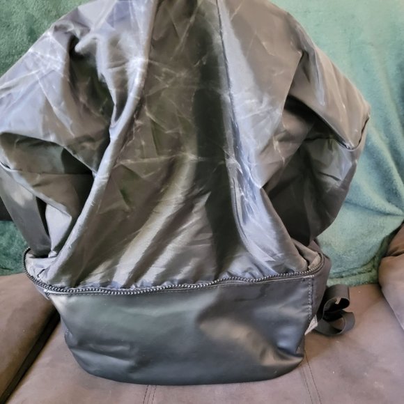 Mizuno Crossover X Baseball Softball School Expandable Backpack Black Gray - Picture 7 of 7